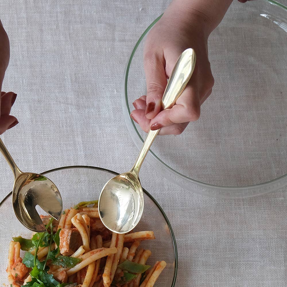 shesay – wholesale Serveringsredskap – BRASS salladsserveringssked lämplig för festscener1