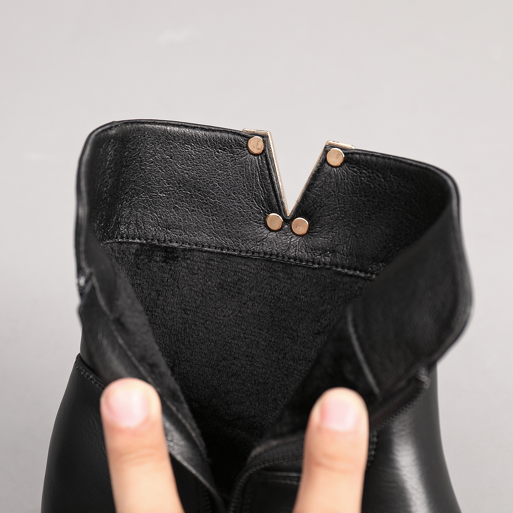 Top Staka - Wholesale Booties – Women's - A2356 Women Flat Ankle Boots Ladies Zip Closure  V shape7