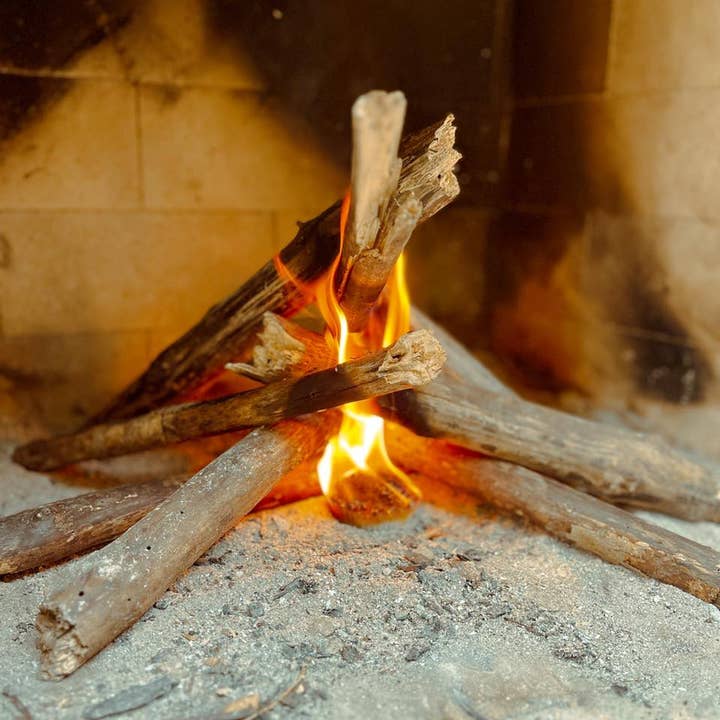 The Farmer's Wife – wholesale Fire pit – Fire Starters | Evergreen and Cinnamon Fire Starters3