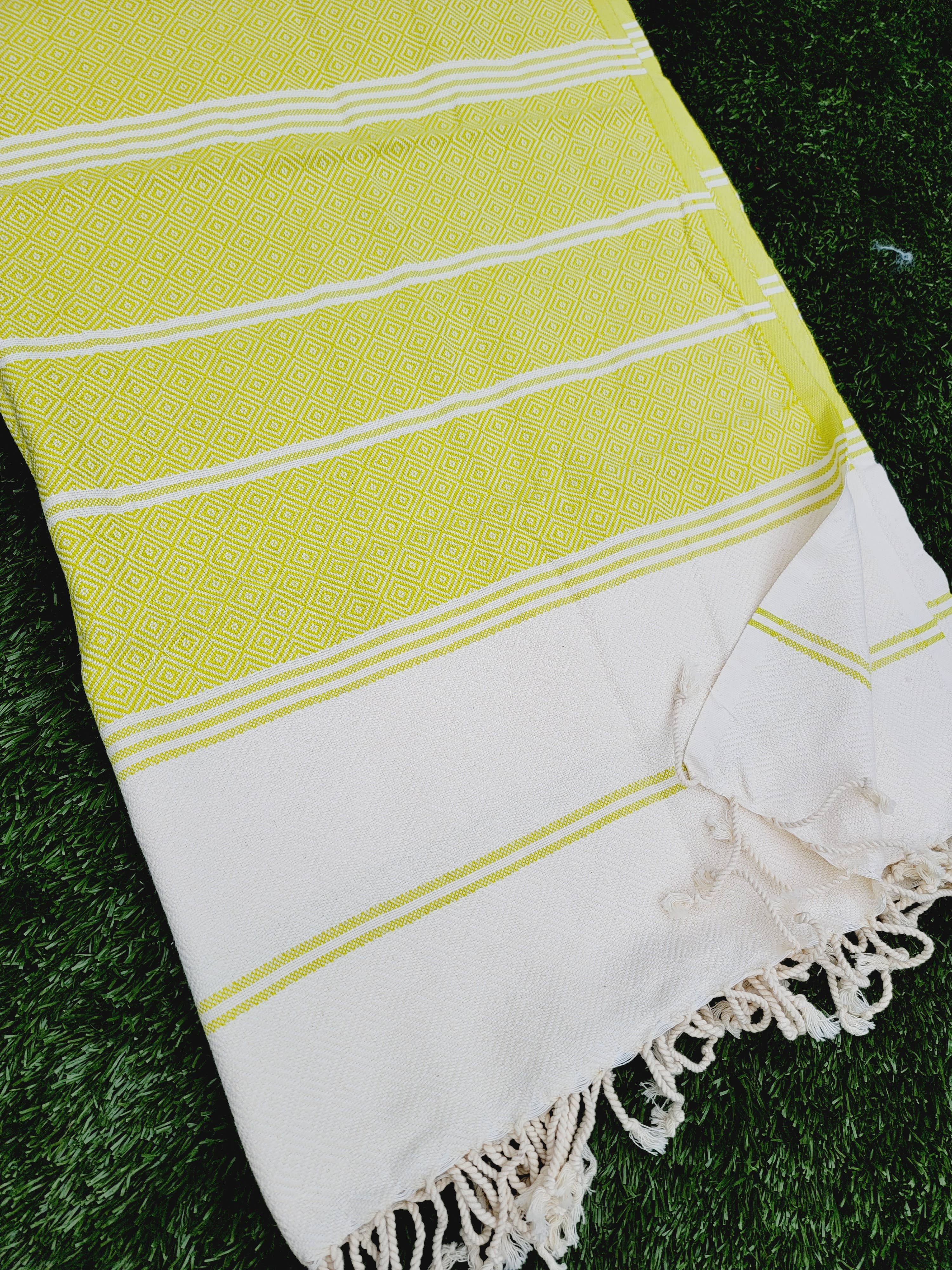 EBRU Home - Wholesale Beach Towel - 10 Sand proof Towel Throw set, Assorted colors DEAL18