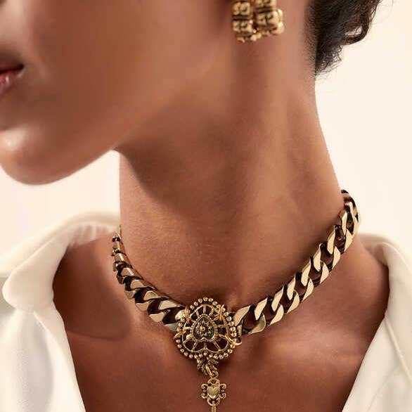 Ariel Choker Halskette aus vergoldetem Messing für den Großhandel von Mon Reve