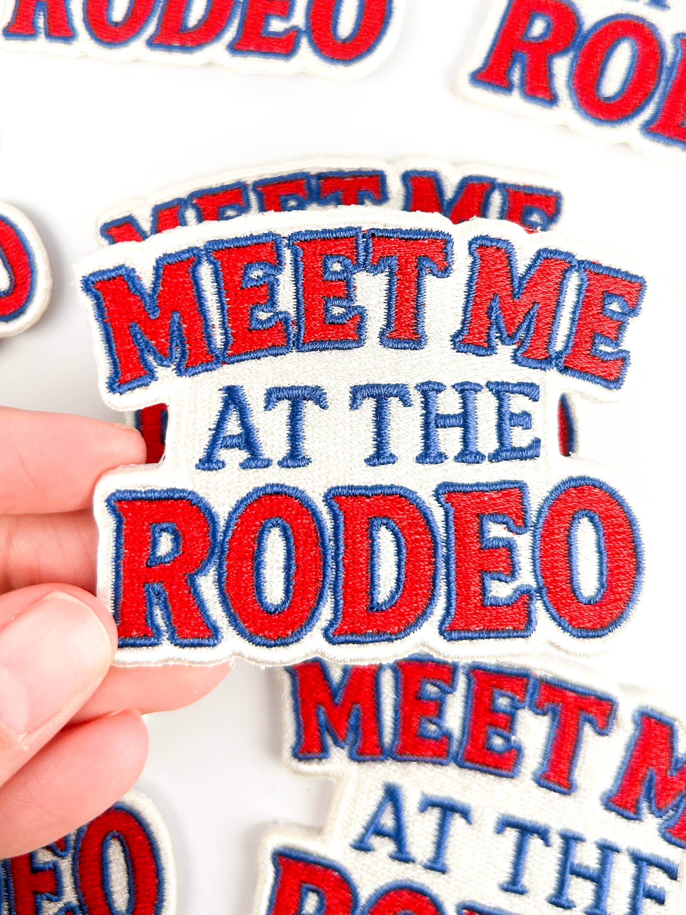 Field Trip Threads – Emblema por atacado – Encontra-me no Rodeo Patch Emblema Bordado Termocolante Cowboy1