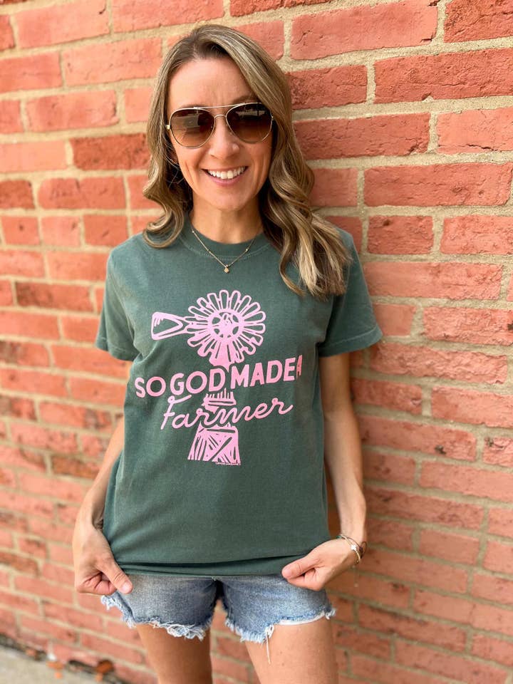 Épinette bleue ALORS DIEU A CRÉÉ UN AGRICULTEUR - T-shirt Graphique en vente sur Faire4