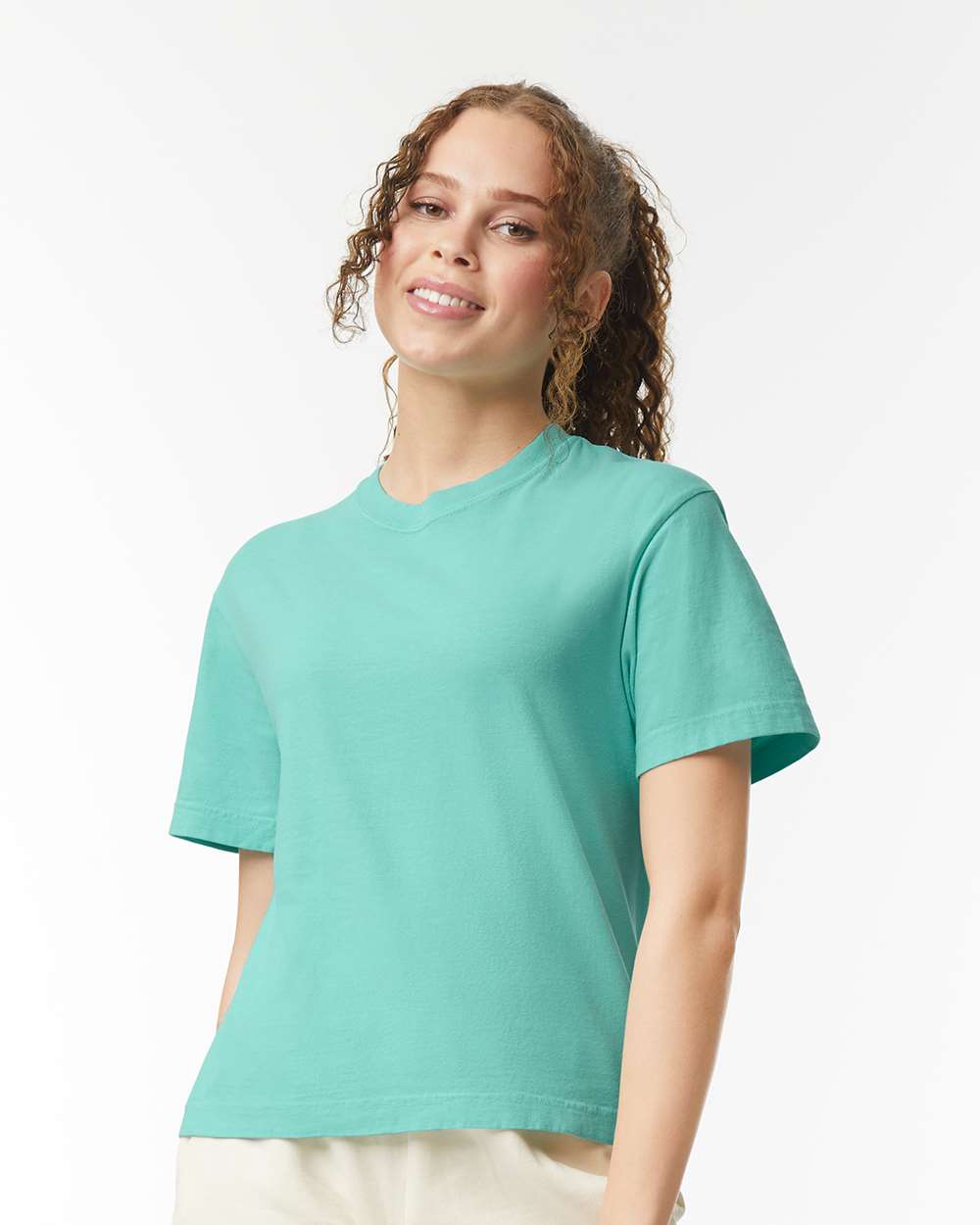 Total Apparel - Wholesale T-Shirt - Women's - Comfort Colors Ladies' Heavyweight Cropped T-Shirt | 3023CL12