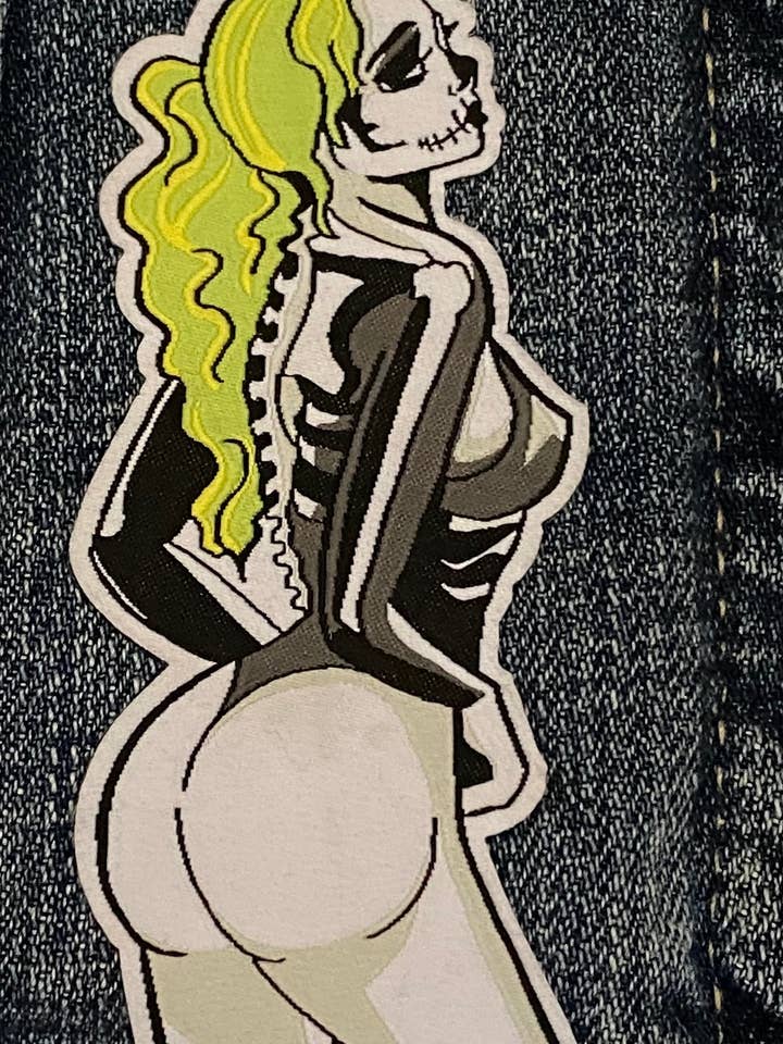 Jägermond-Patch für den Großhandel von Pincushion Pinups