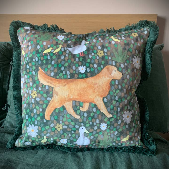 Golden Retriever Fluwelen Kussen - Op Bestelling Gemaakt voor wholesale door Samantha Hall Designs