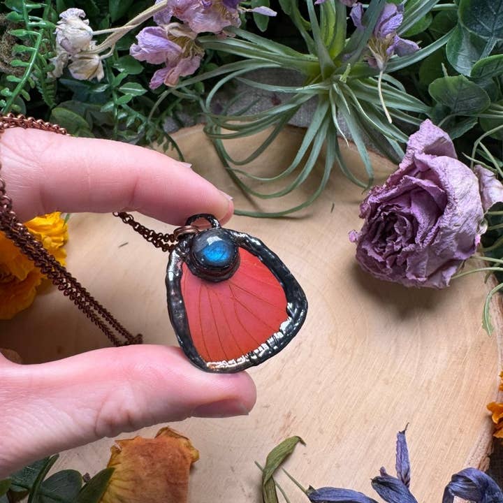 Copper Ashes - Wholesale Pendant/Charm Necklace - Labradorite and Butterfly Wing Necklace (reversible)