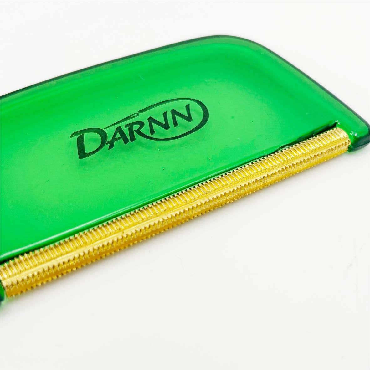 Max-Link Solutions Ltd – Großhandel Strick-/Häkelzubehör – Verdammter Stoffkamm, kompakter Bommelentferner2