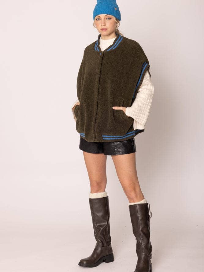 MiMi Wholesale - Wholesale Outerwear Vest - Women's - QCV420019 College Colors Sherpa Varsity Vest30