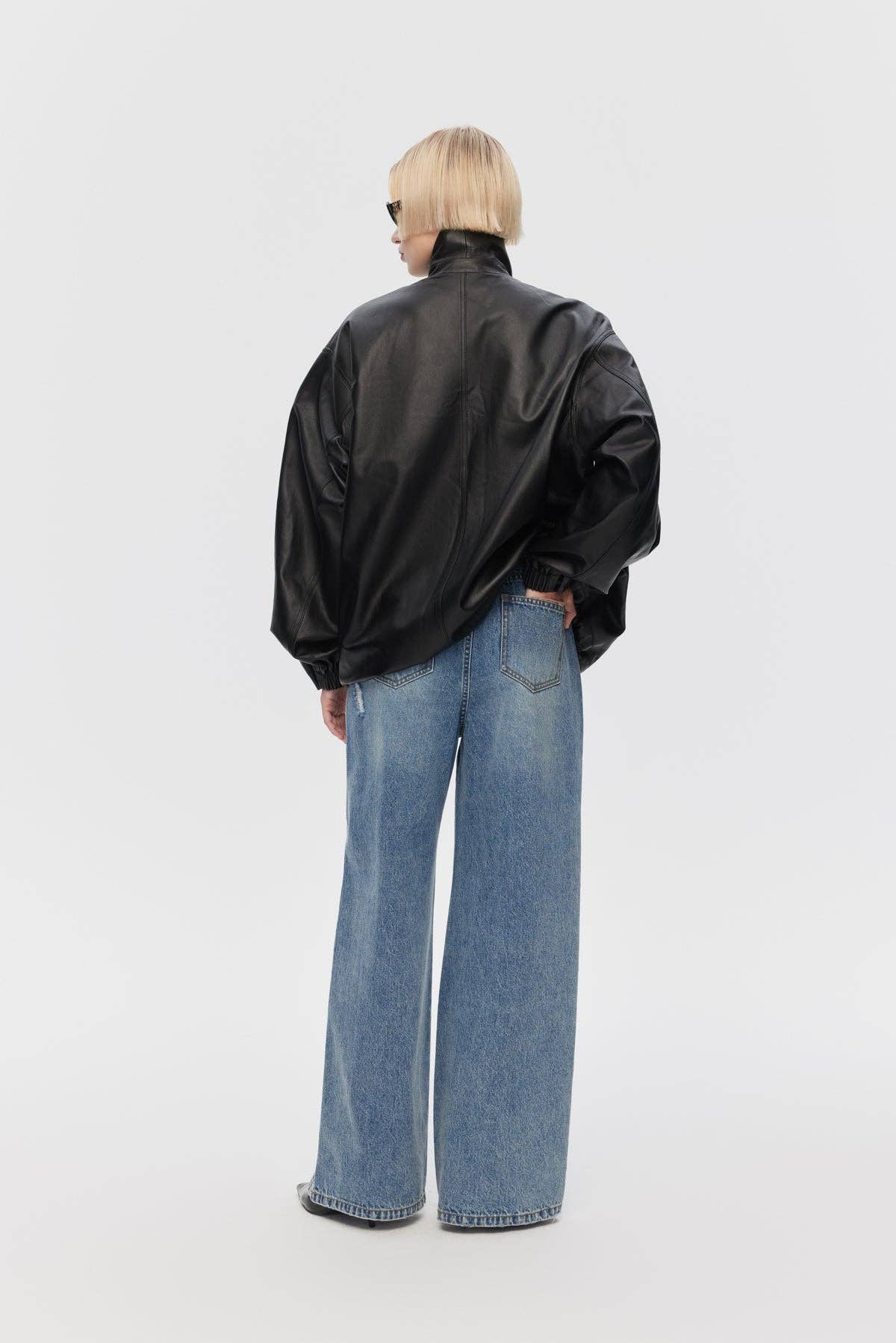 Urlazh – Großhandel Lederjacke – Damen – Vintage-Lederjacke1