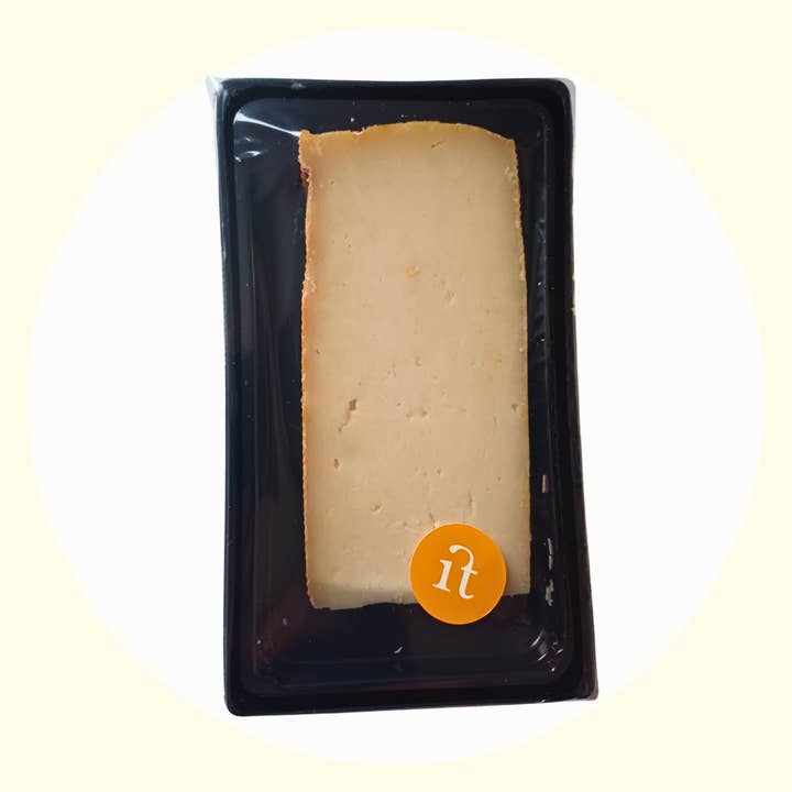 Gourm.it - Wholesale Cheese - Capralpina. 100% Alpine goat cheese. Made in Italy.