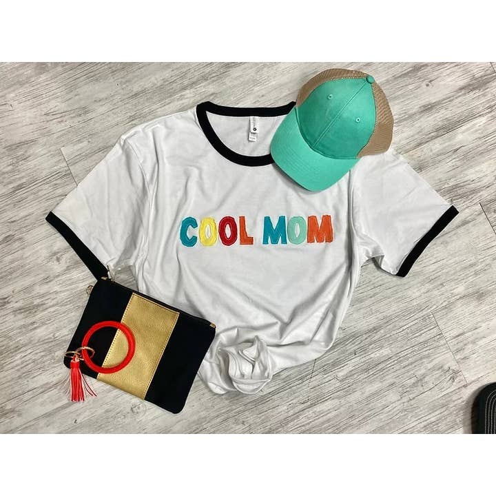 Cool Mom Tee for wholesale by trehouse