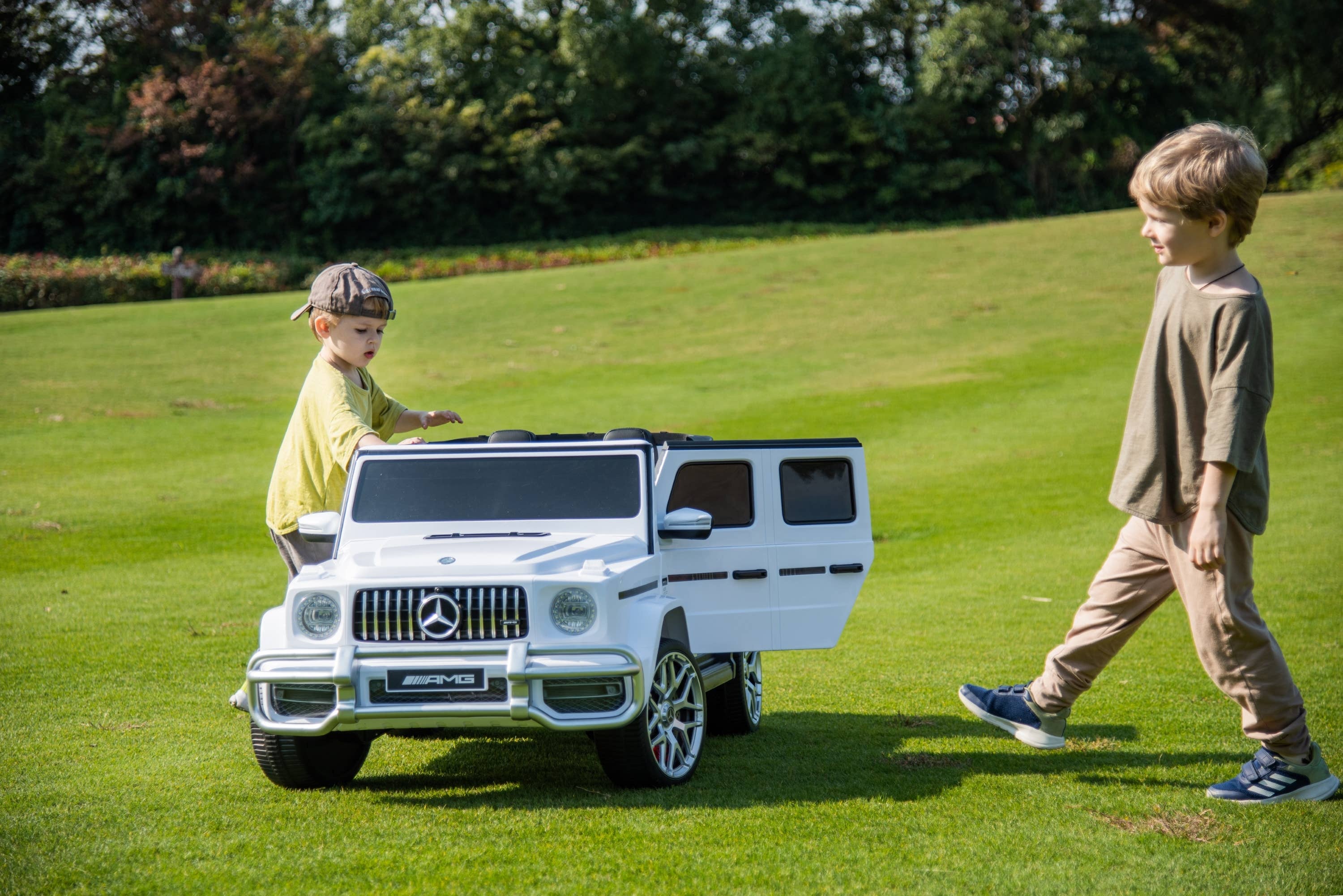 Freddo Toys - Vente Voiture/camion miniature – enfant - 24V 4x4 Mercedes G63 AMG 2 places Ride on Car5