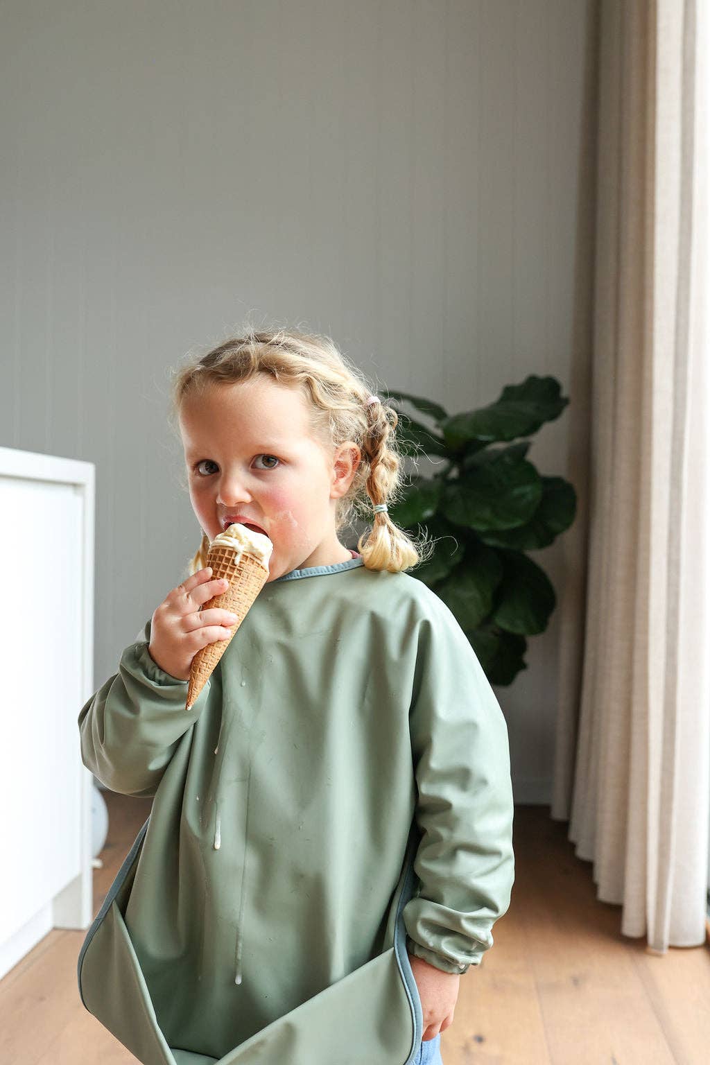 Tilda & Moo - Wholesale Bib - Baby - Pistachio Cream | Smock Bib5