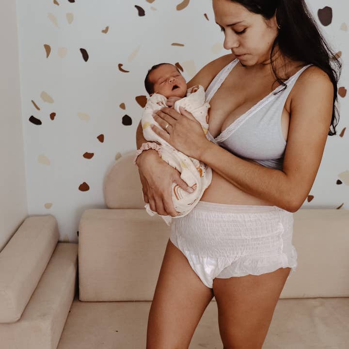 Bubba Bump - Wholesale Nursing Pillow/Pad - Maternity - Disposable Postpartum Underwear2