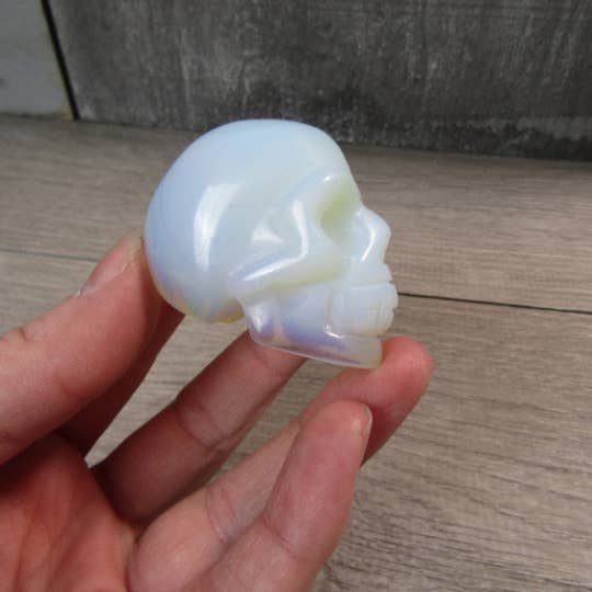Keystone Crystals – wholesale Spiritual stone/crystal – Gemstone Skull Carvings by the Inch – Crystal Skulls