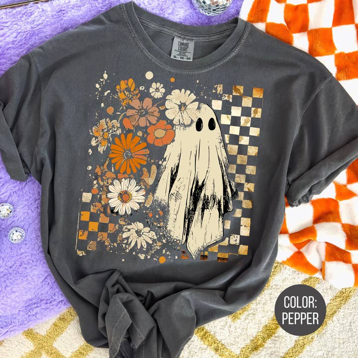 Comfort Colors® Bloemen Retro Spook Shirt - Halloween Shirt voor wholesale door The Shirt Company
