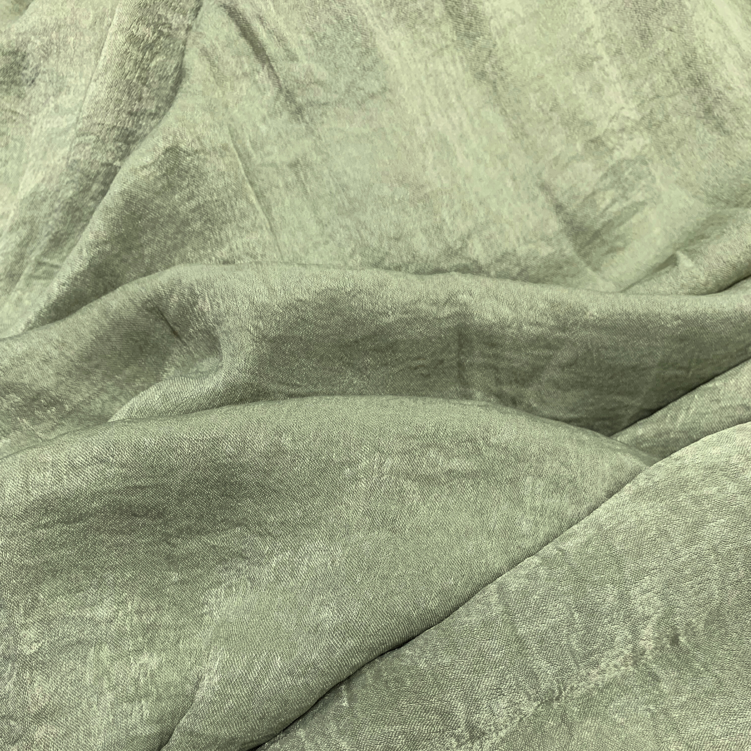 Lili Scarves (US Duty Free) - Wholesale Scarf - Women's - Satin Crinkle Plain Soft Scarf - 20 Colours14