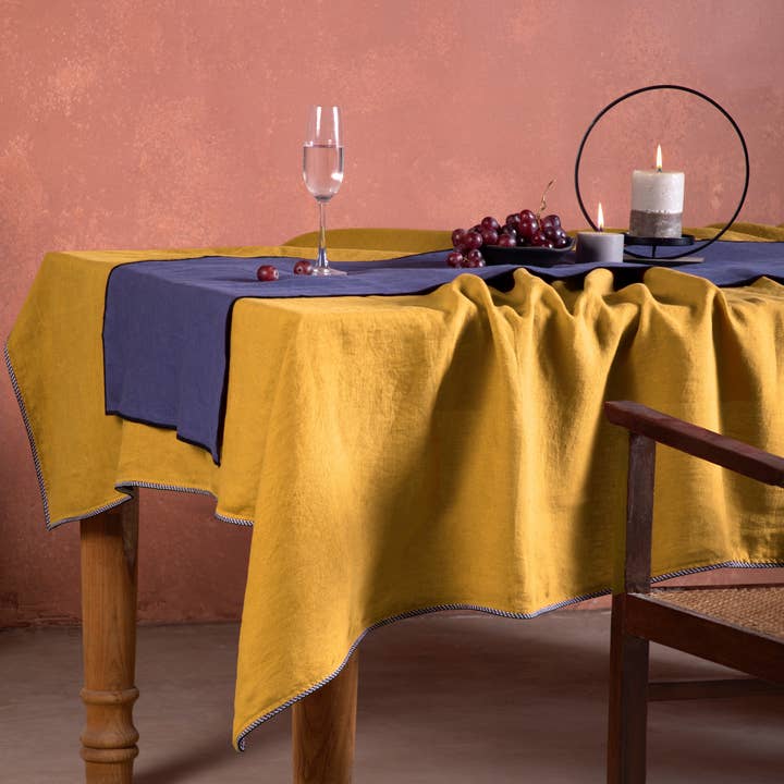 Live Linen – wholesale Tablecloth – Linen Monochrome Lace Tablecloth