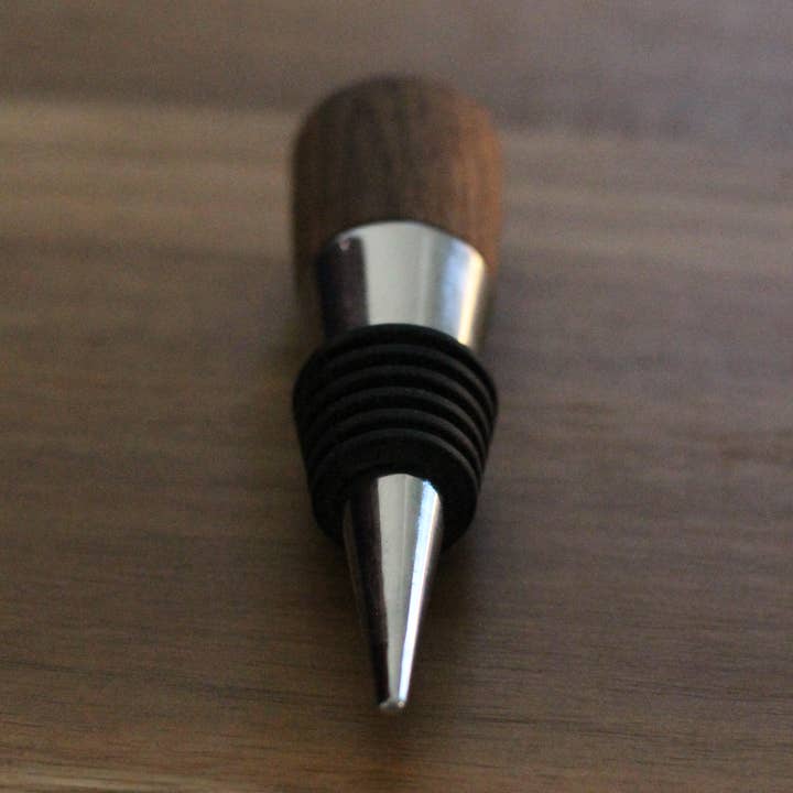 Valnöt vin Stopper för wholesale av Creations with passion