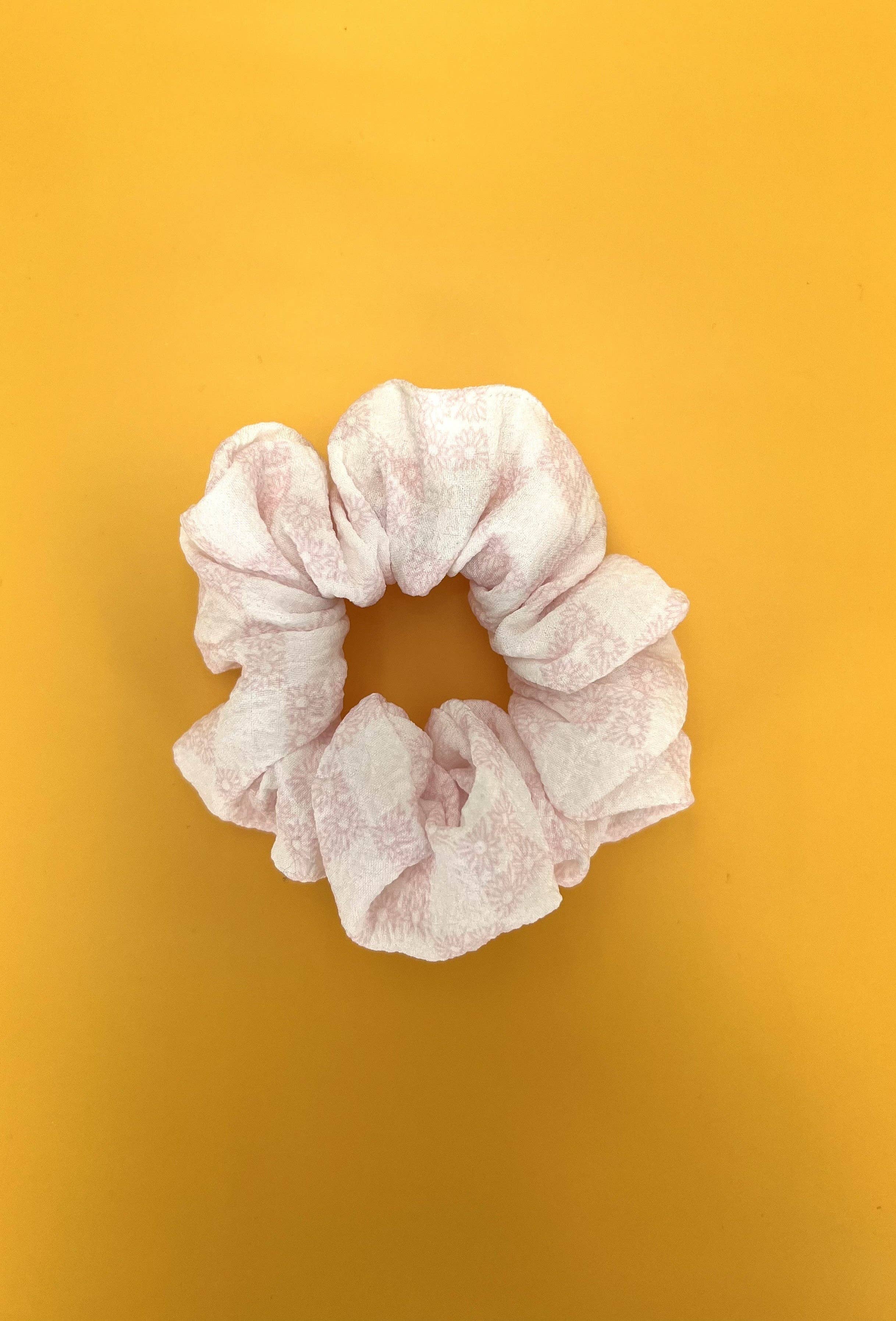 JOSSLYN by wall to wall – wholesale Scrunchie - Dam – CHIFFONG PASTELLSKRUNCHIES | 40S7091