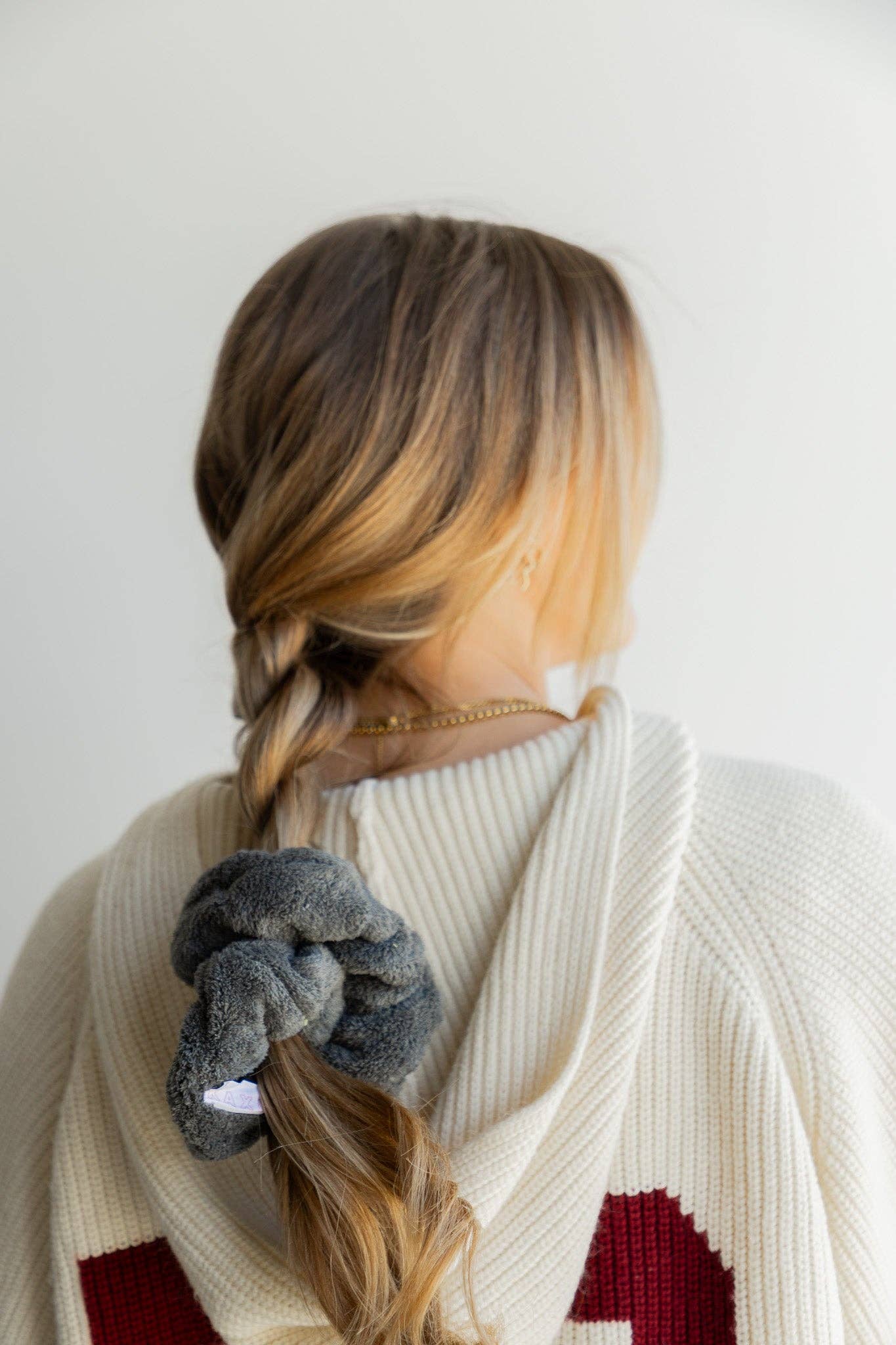 KAXI - Wholesale Scrunchie - Women's - OVERSIZED TOWEL SCRUNCHIES ( 18 COLORS )2