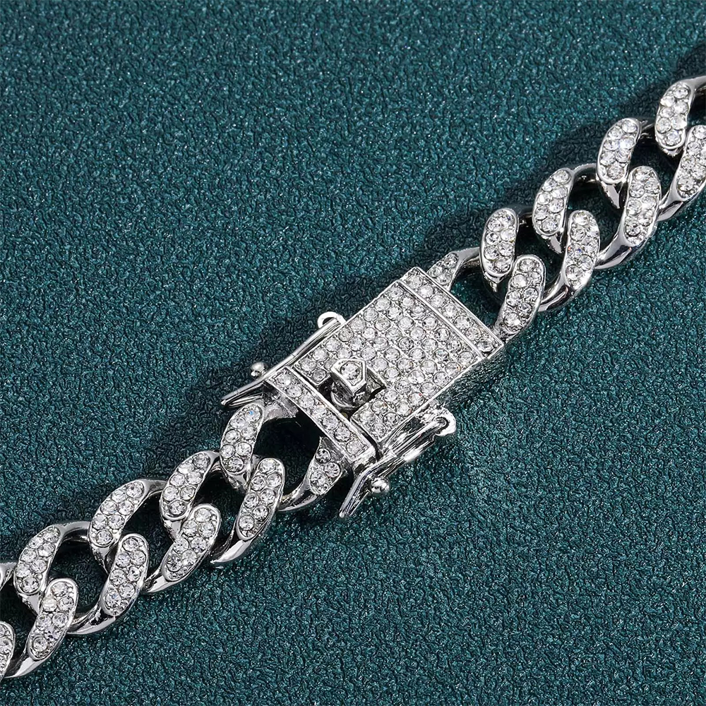 EMESLY - Vente Collier maille et chaîne - Collier cubain Iced Out (13 mm de largeur ; argent)4