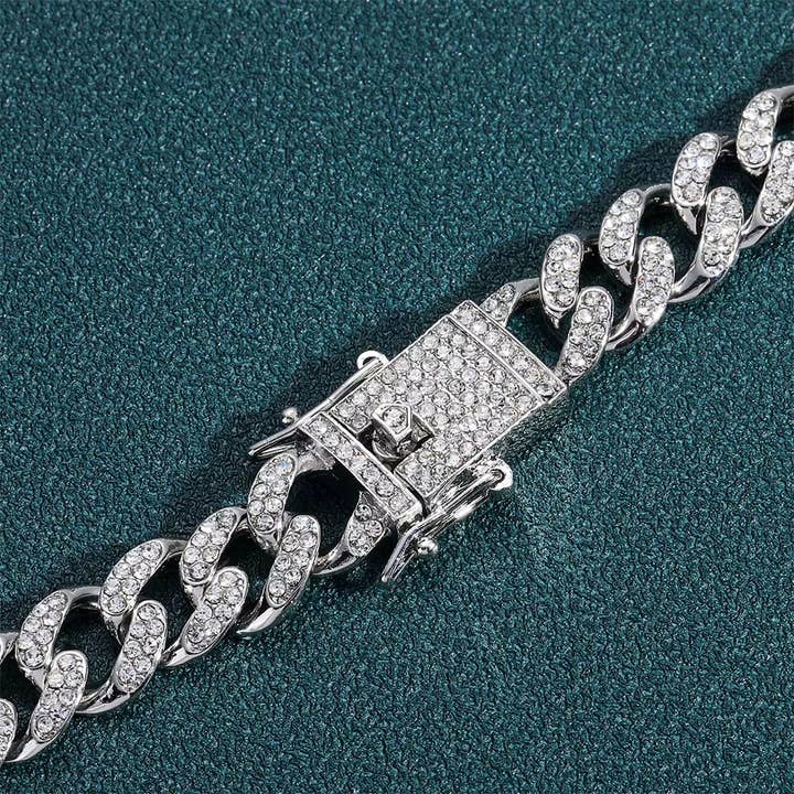 EMESLY - Vente Collier maille et chaîne - Collier cubain Iced Out (13 mm de largeur ; argent)4