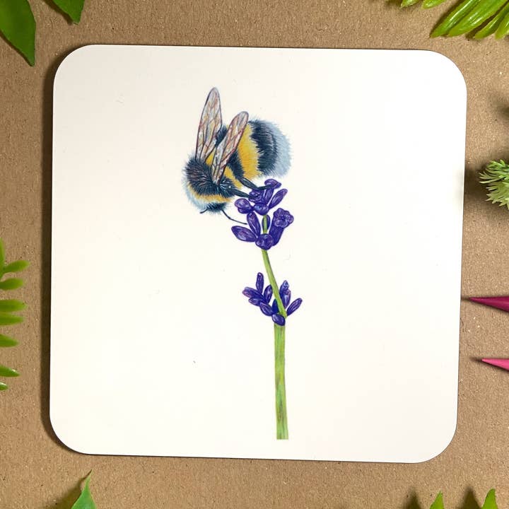 Bi Træbrikett for engroshandel hos Emmy Turner Illustration