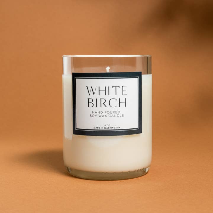 Bougie à la cire de soja White Birch | Bougie en bouteille de vin pour la vente par Black Oak Soap Company