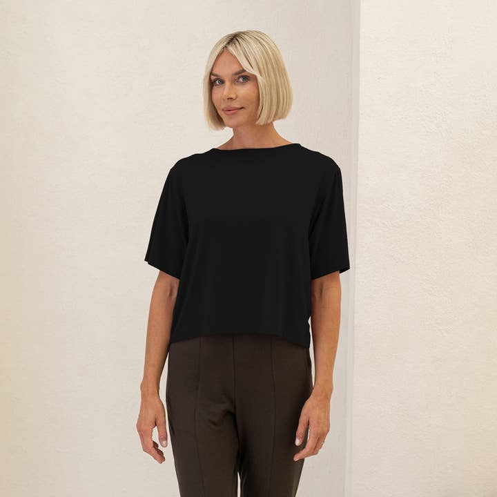 Encircled - Wholesale T-Shirt - Women's - The Everyday Boxy Tee1