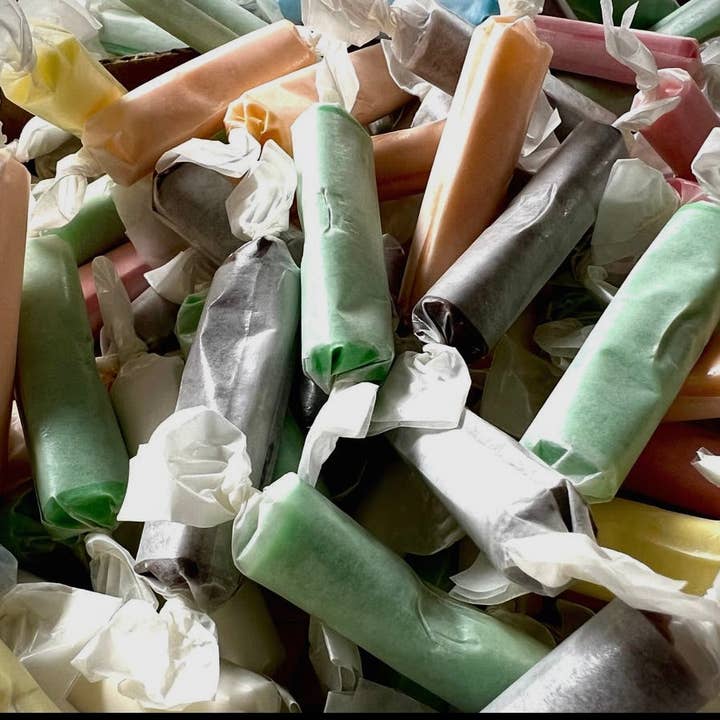 O'Shea's Candies Sweet Shop - Wholesale Taffy - Nostalgic Old Fashioned Salt Water Taffy Logs 🪵 1/3# Bag2