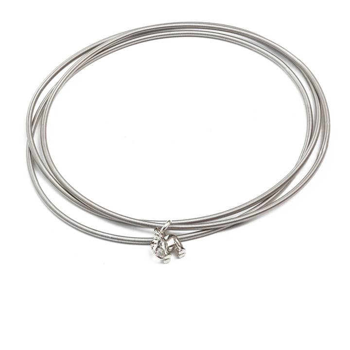 Charme Éléphant Exclusif pour la vente par EMERSON & OLIVER