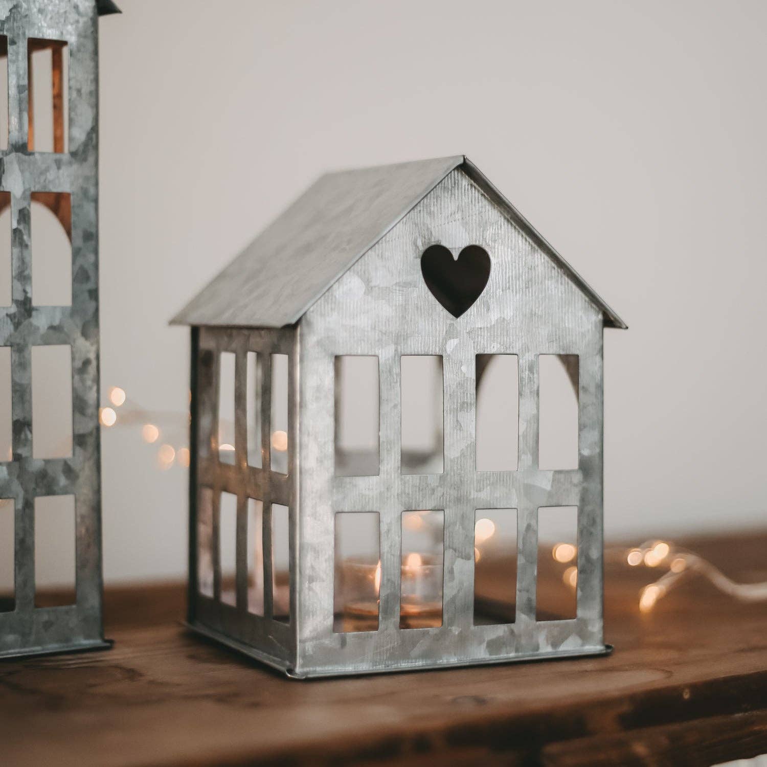 Eulenschnitt - Wholesale Decorative Figurine - Small silver metal house (PU = 4 pcs)0