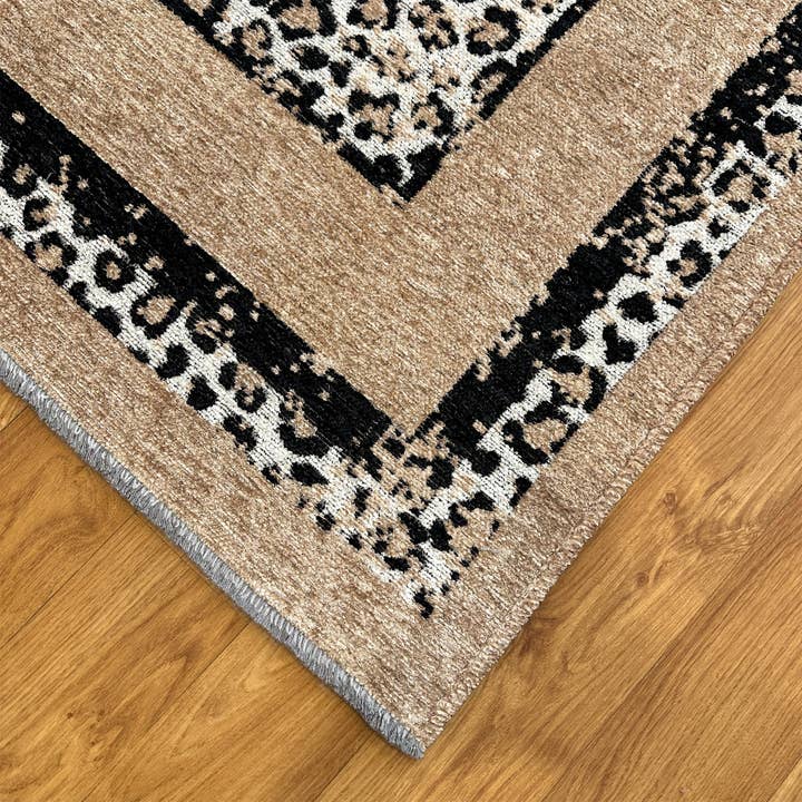 Beige Noir Tapis de zone lavables réversibles léopard noir beige en vente sur Faire5