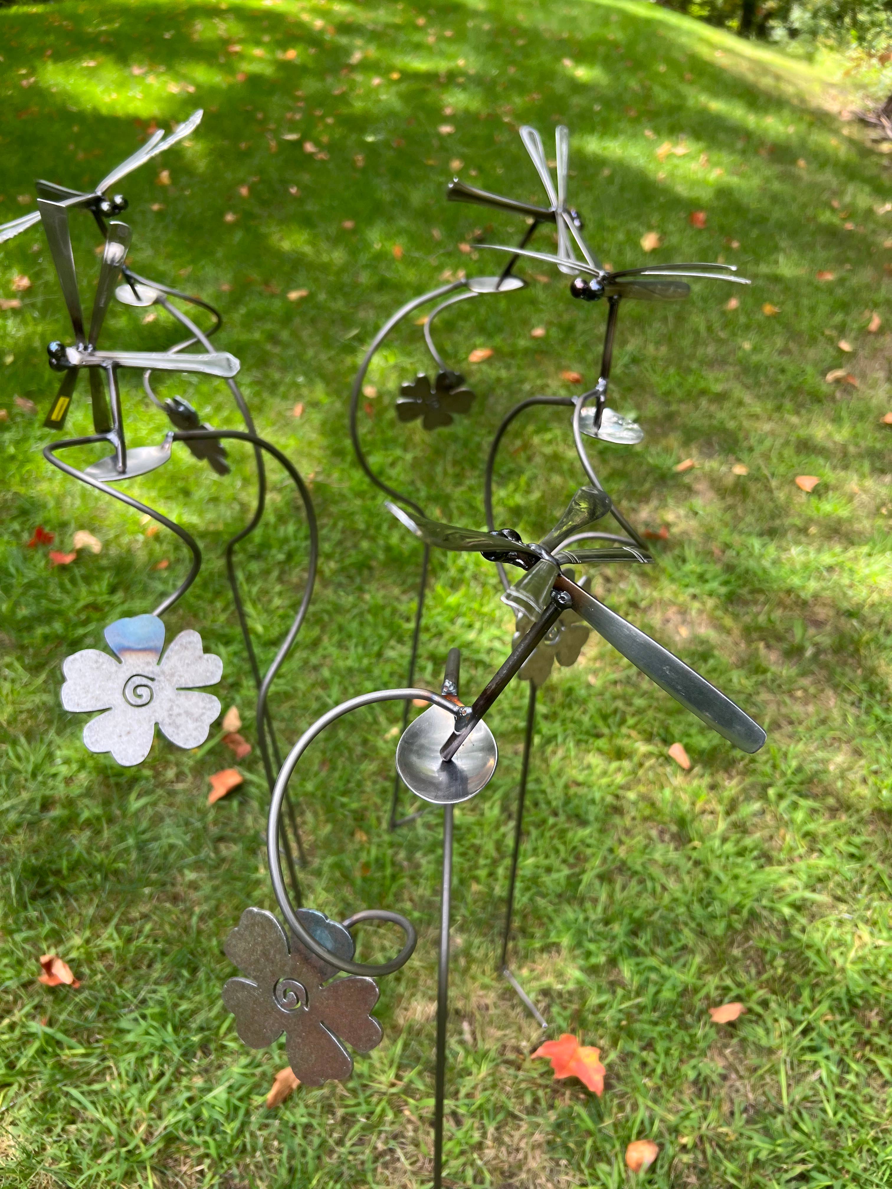 Pauls Metal Petals - Wholesale Outdoor Ornament/Decor - Single Dragonflies -  Flower2
