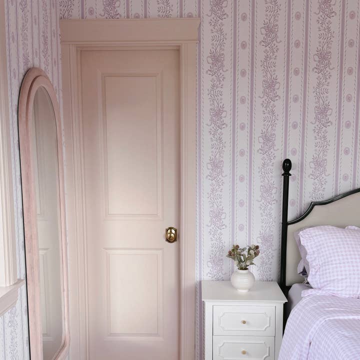 Papel de Parede Dottie por Zanet de Wonderland por atacado de Loomwell Home Goods