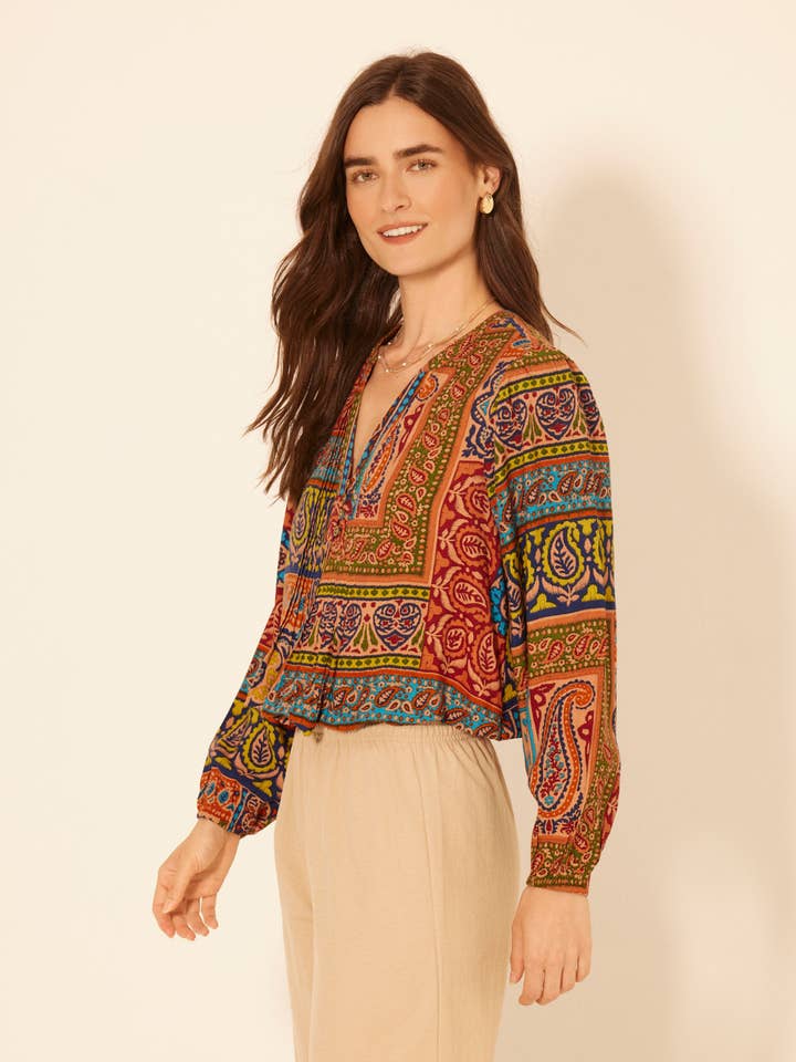 NV Tapestry Fiji Top for wholesale on Faire0