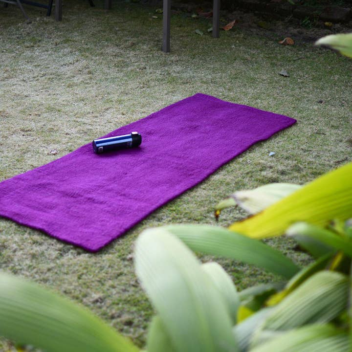 Woollyfelt - Wholesale Yoga Mat - Handmade Foldable Wool Yoga Mat - Travel Friendly4