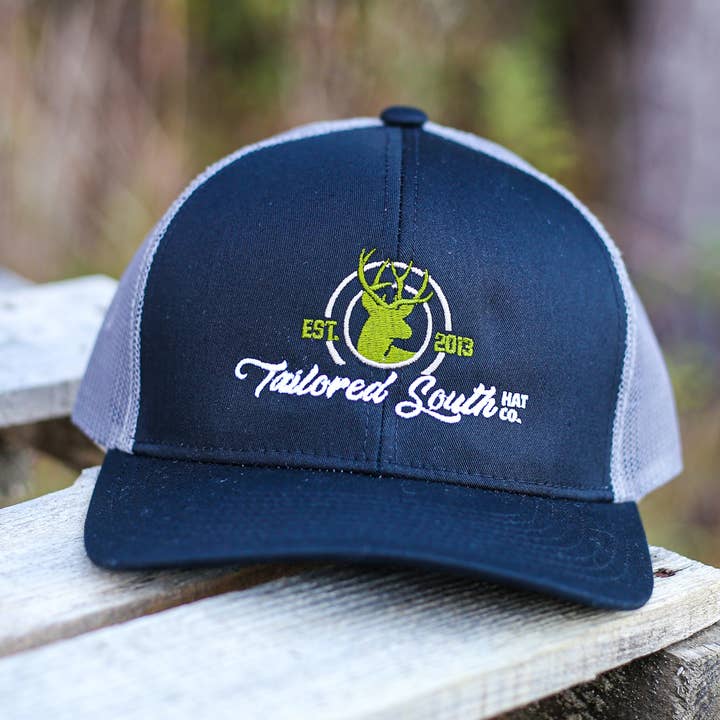 TS101 - Rådjur - Snapback för wholesale av Tailored South Hat Co.