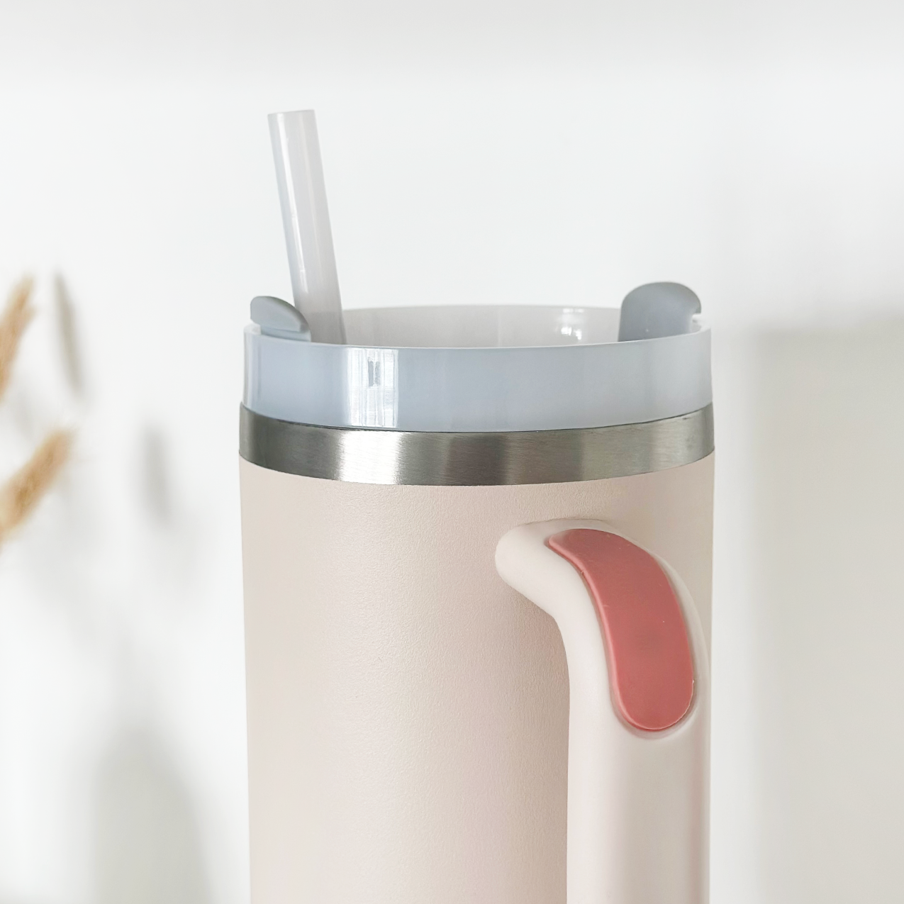 Cocopup London – wholesale Insulated mug/tumbler – Marshmallow Pink Stainless Steel Tumbler - By Coconut Lane2