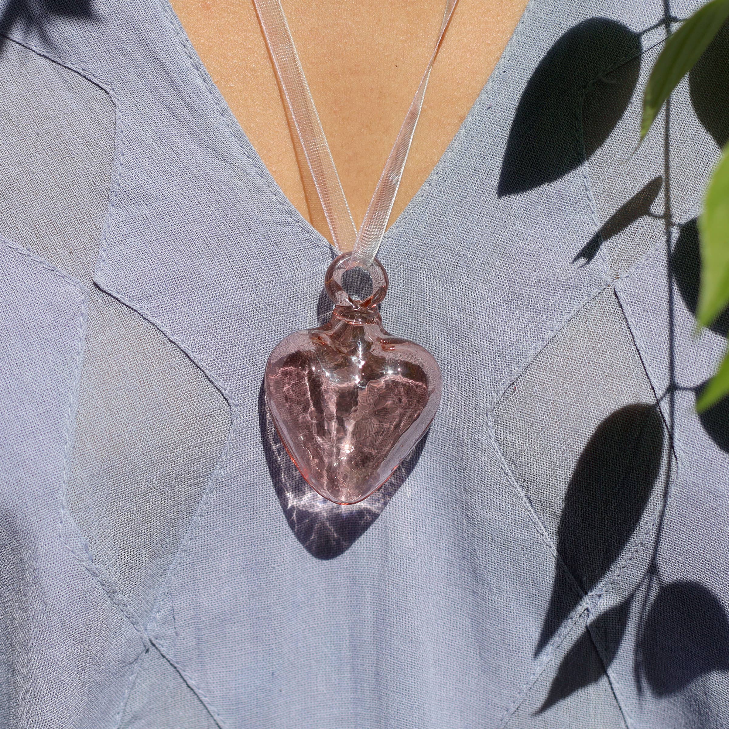 LUZ Collection - Wholesale Ornament - Hand Blown Glass Heart Pendants - 2 Sizes - 7 colors3