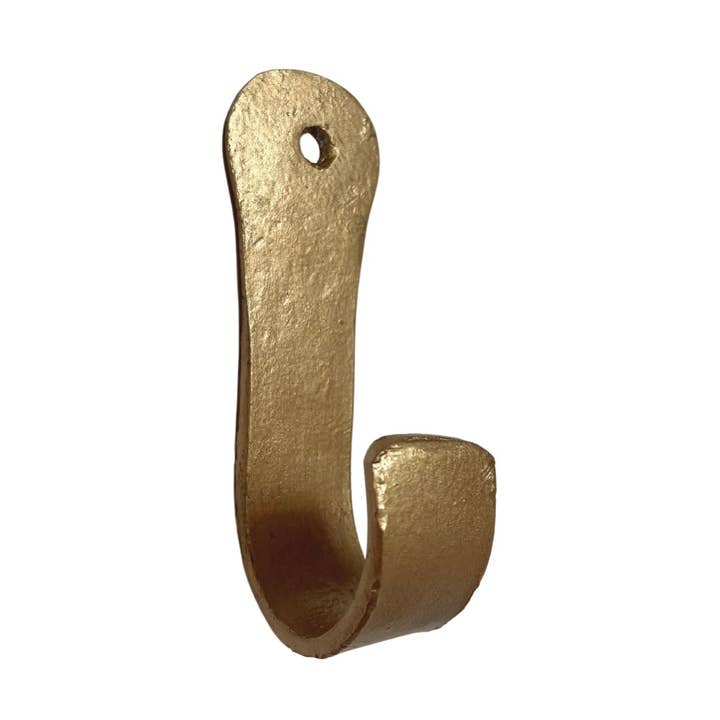 Perchero de metal forjado en latón, 10 cm y otras tendencias de Resultados para herrajes cocinas al por mayor. Devoluciones gratuitas y condiciones de pago a 60 días en Faire en Faire.