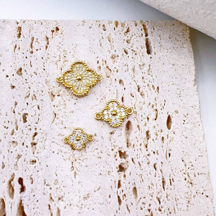 Beads Creation - Wholesale Individual Charm/Pendant - Dainty Four Leaf Clover Charm Individual Pendant