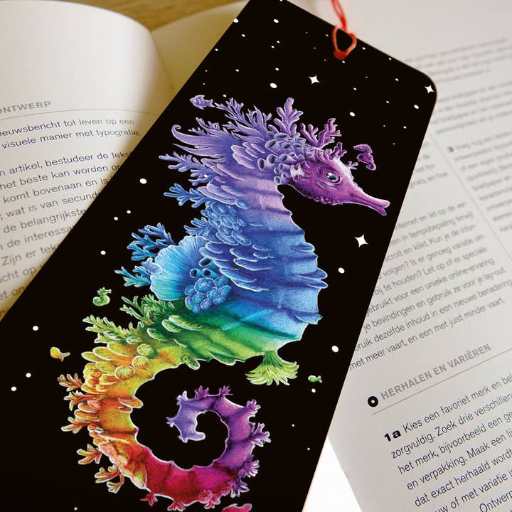 Boekenlegger met kwastje regenboog zeepaard for wholesale by Digitaldreamcloud
