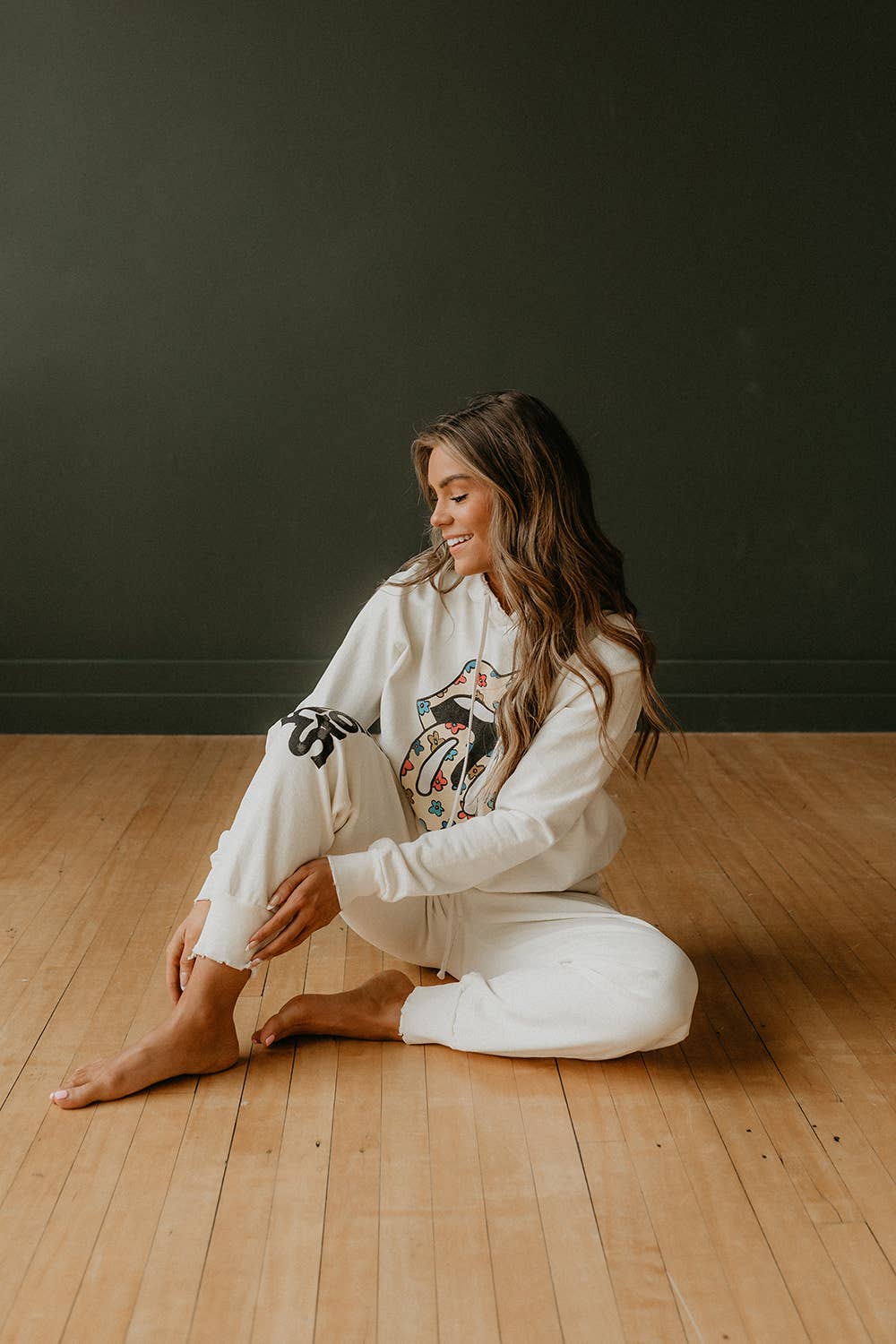 People Of Leisure - Wholesale Lounge Sweatpants/Joggers - Women's - Flower Power Stones Pants2