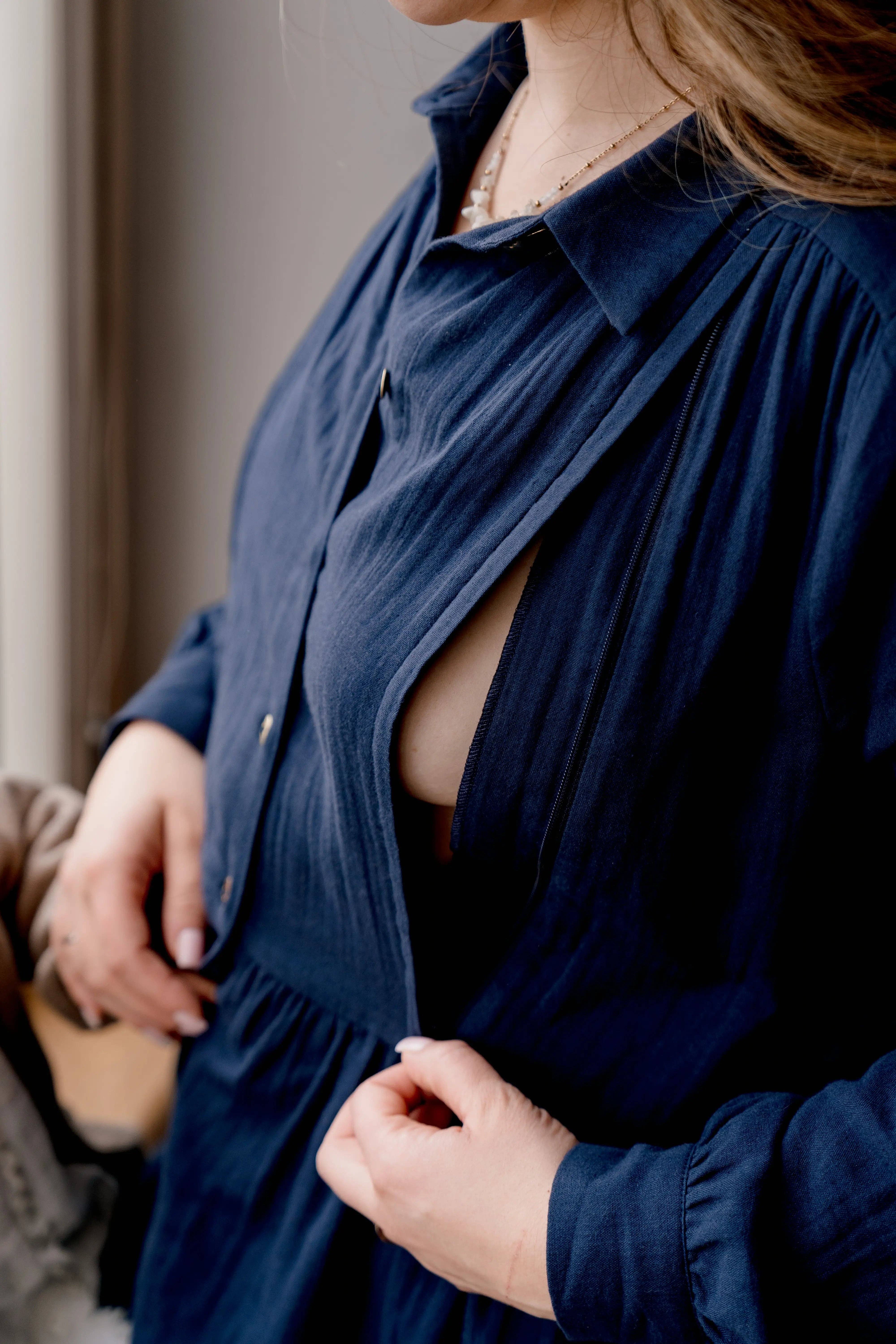 Limky – wholesale Amningsklänning - Mamma – Mamma- och amningsklänning - Marinblå2