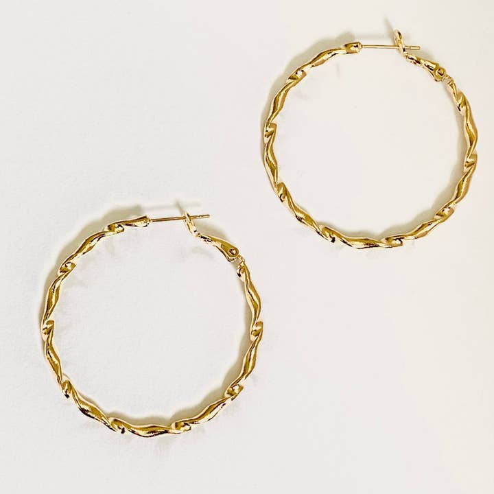 Violet Loops for wholesale by NAO JEWELS