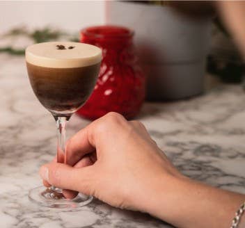 Solo Coffee - Wholesale Iced Coffee/Cold Brew - Expresso Strength Cold Brew Coffee Concentrate (32oz). 10