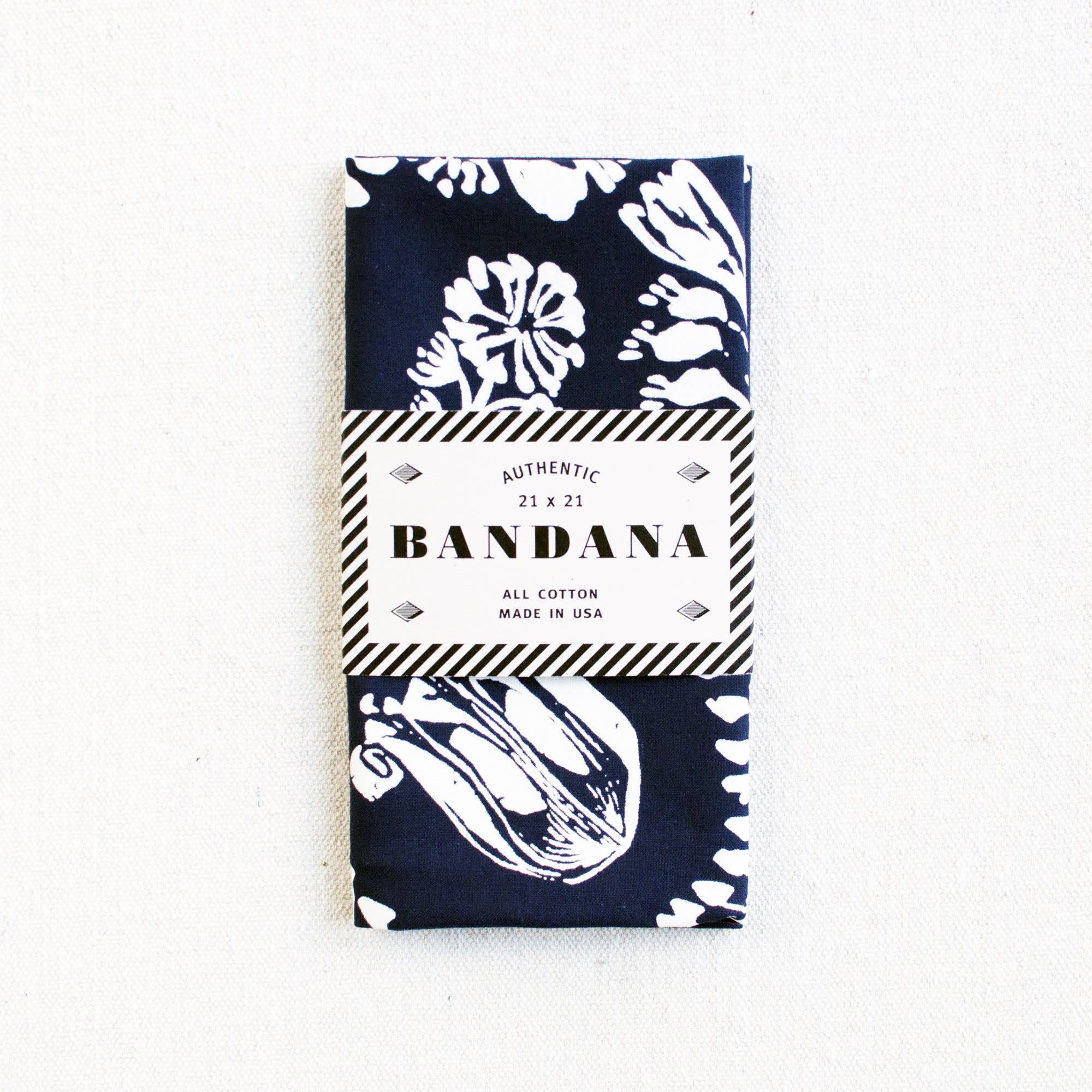 Abracadana – wholesale Bandana – Unisex – Navy Floral Bandana2